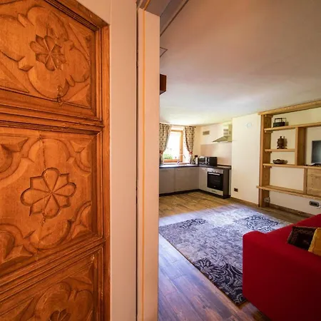 펜션 Petit Haury - Alloggi Ad Uso Turistico Vda N 0039 E N 0040 - 아르비에