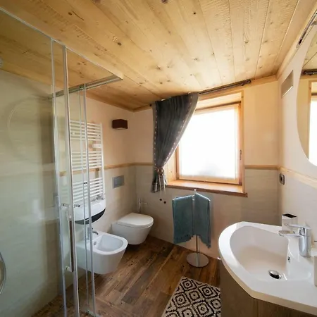 Petit Haury - Alloggi Ad Uso Turistico Vda N 0039 E N 0040 - Дом отдыха