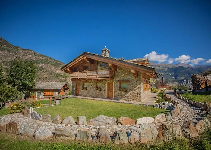 Petit Haury - Alloggi Ad Uso Turistico Vda N 0039 E N 0040 - *